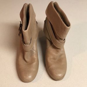 Leather upper Tan Ankle high boots